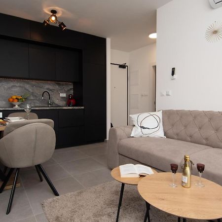 Studio Apartman Apollonia Sinj Luaran gambar