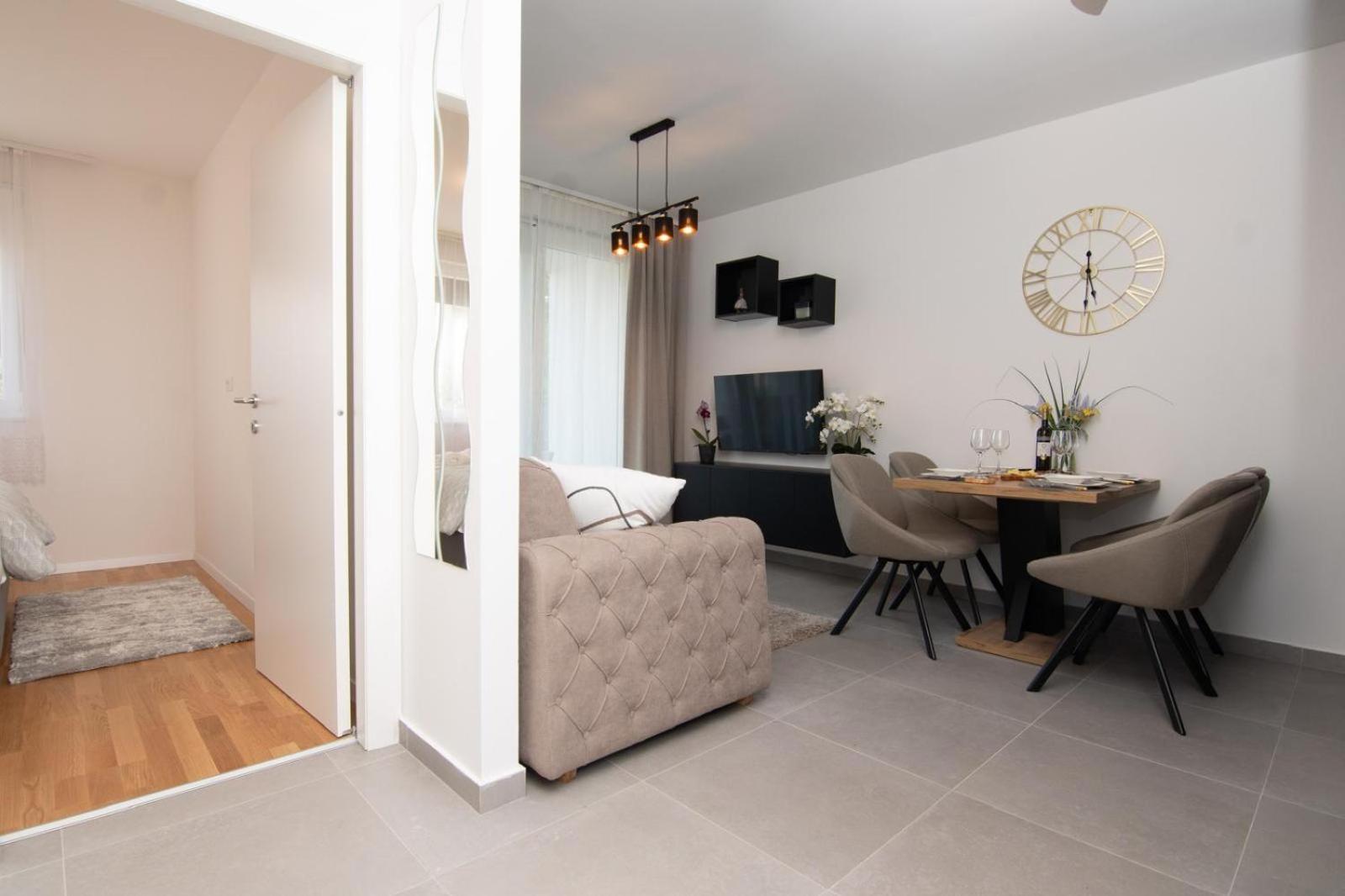 Studio Apartman Apollonia Sinj Luaran gambar